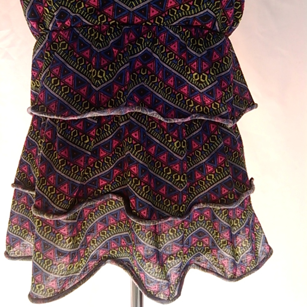 ❤️ No Boundaries .Crocheted Back Tribal Print Boho Tank 2/$15 - Picture 5 of 8